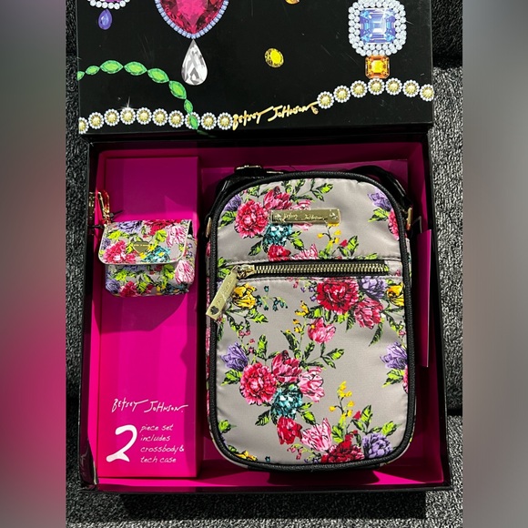 Betsey Johnson Handbags - NWT Betsey Johnson cross body and tech case gift set.